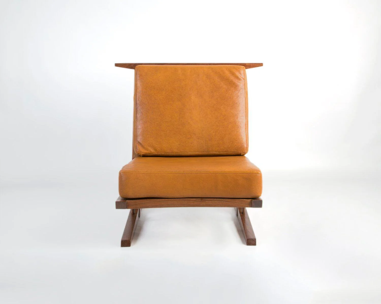 conoid-cushion-carousel-1-1