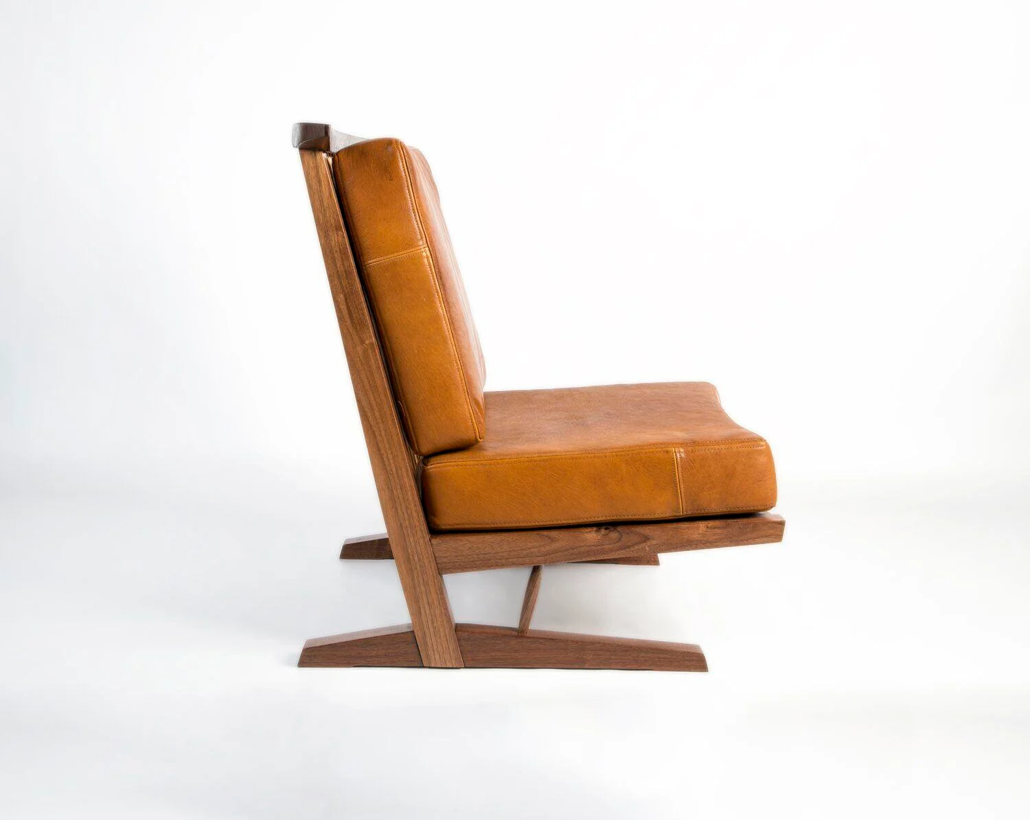 conoid-cushion-carousel-8-1